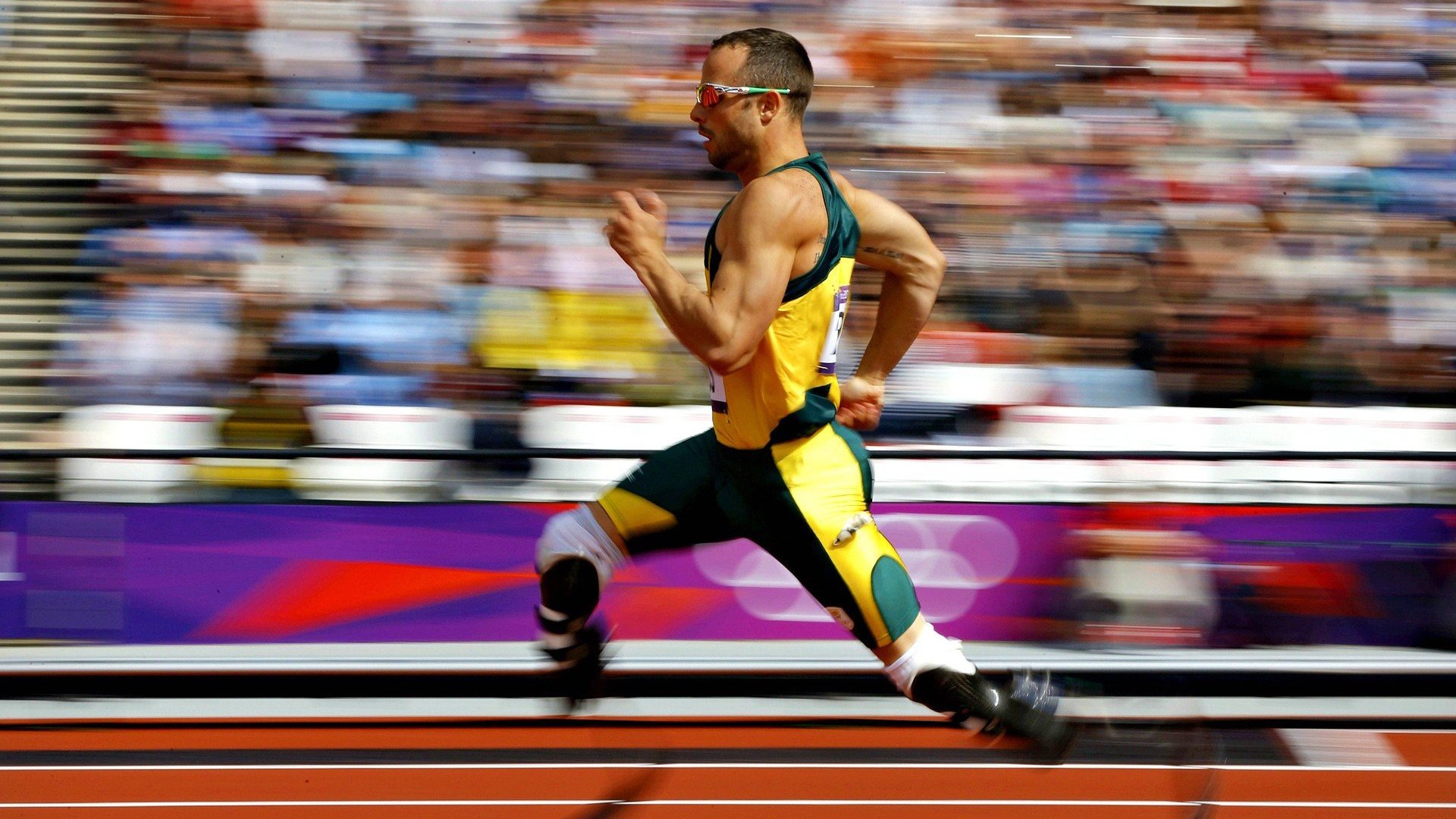 九游jiuyou-弗朗索瓦·霍尔茨豪伊泽：防守与进攻双重威胁，南非队的战术支柱